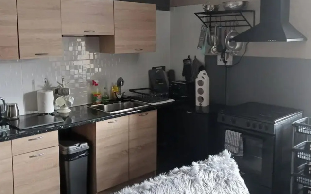 Seaview 2 Double bed Apartment 2nd Floor