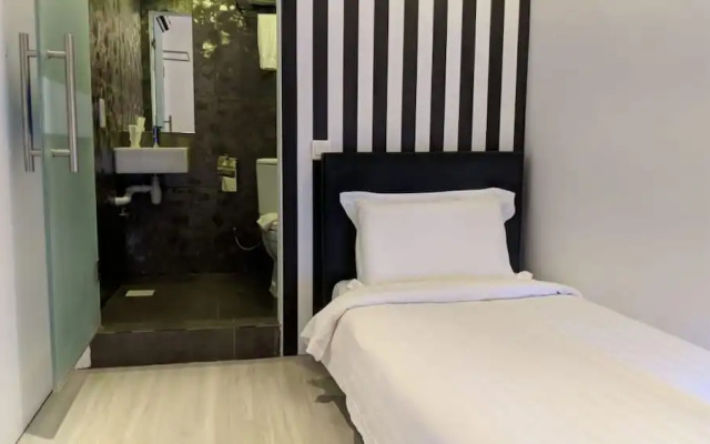 Hotel Calmo Chinatown
