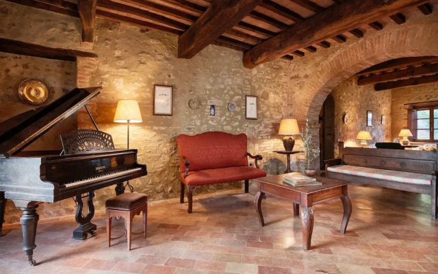 Charming House in Umbria With Pool