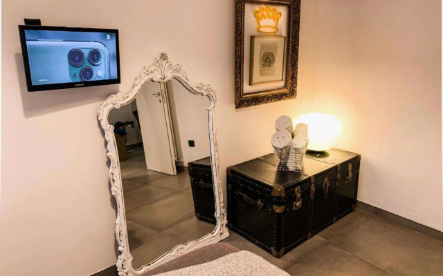 Apartment via Ferrucci 22