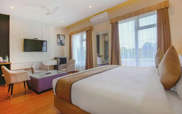 Pax Hotel AK Continental