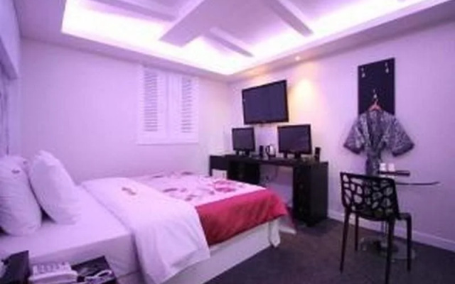 Seoul R Hotel