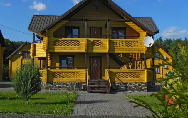 Гостиница Гостинично-ресторанный комплекс «Скольмо» Украина, Ровно - отзывы, цены и фото номеров - забронировать гостиницу Гостинично-ресторанный комплекс «Скольмо» онлайн вид на фасад