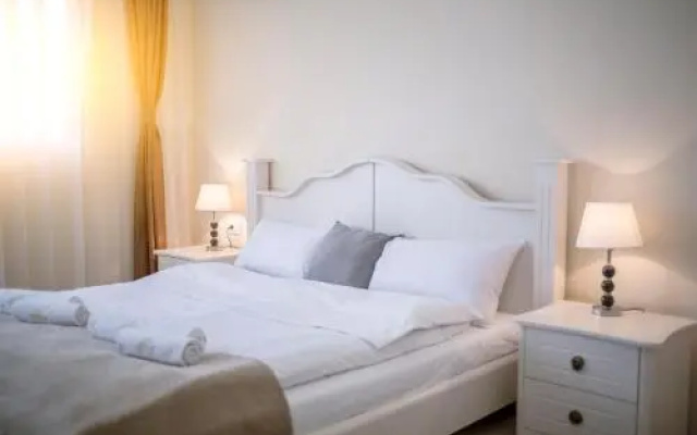 Semitronix Hotel