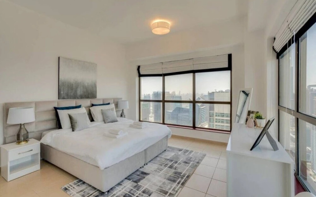 Stylish Apartment, Perfect for Beach Getaway!