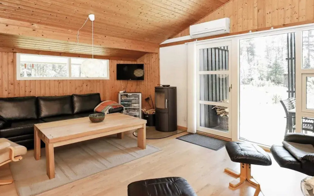 6 Person Holiday Home in Jerup
