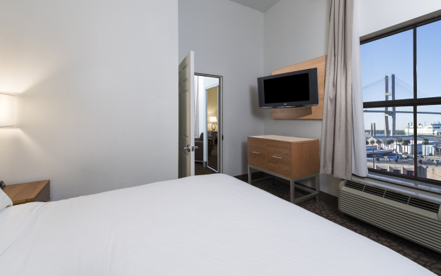 Holiday Inn Savannah Historic District by IHG