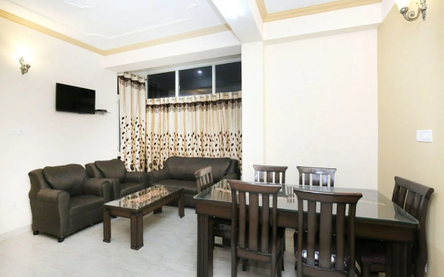 OYO 10861 Home Cozy 2BHK New Shimla