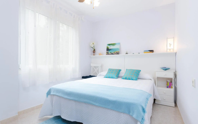 M&M - Apartment with sea views in Portocolom. Free WiFi