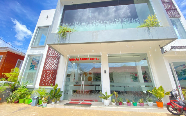 Hotel Tonapa Prince Sorowako Mitra RedDoorz