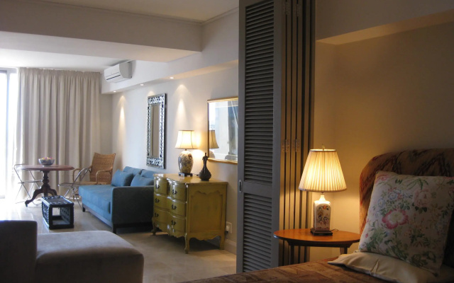CQ    702 Canal Quays Apartment