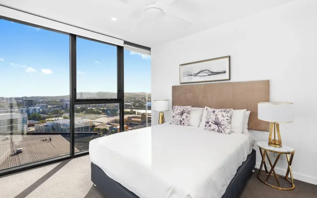 Brisbane One Apartments By SLife