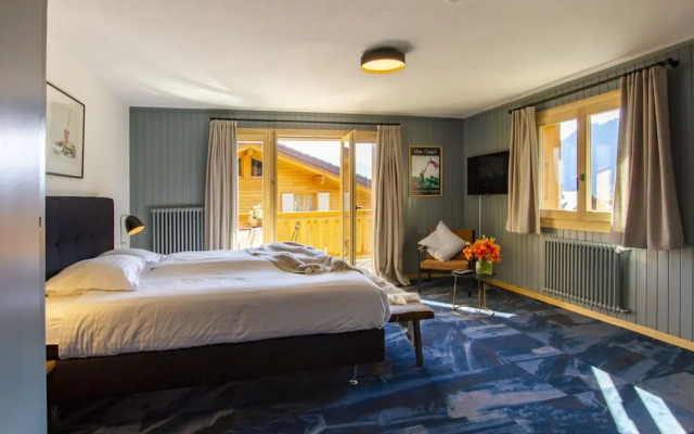 Shed HOTEL