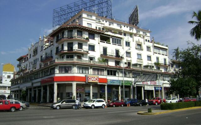 Hotel Oviedo Acapulco вид на фасад