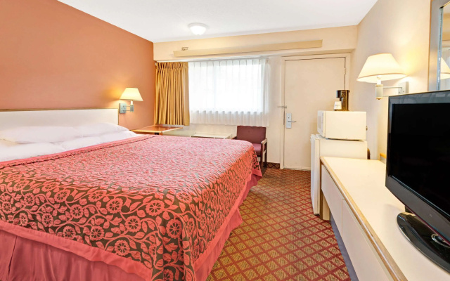 Days Inn by Wyndham Overland Park/Metcalf/Convention Center