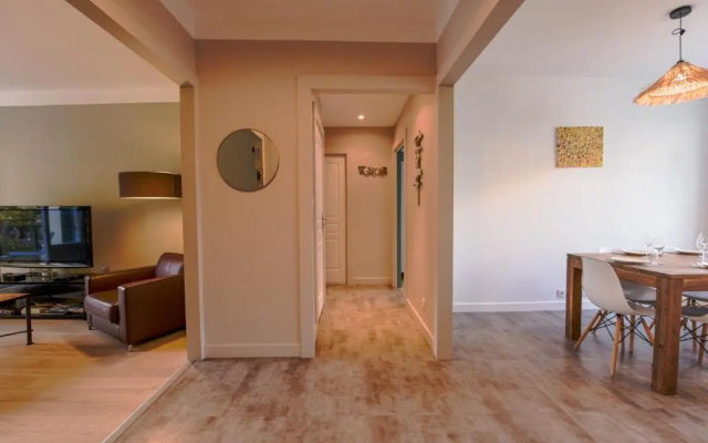 Appartement 2 chambres au coeur d'Annecy avec terrasse