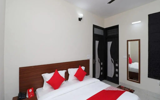 Dwarka Palace By OYO Rooms