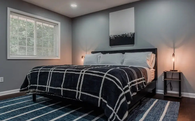 Cozy Modern Villa in New Castle