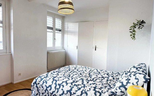 Cozy Room in a Friendly Shared Flat - Lyon 8th