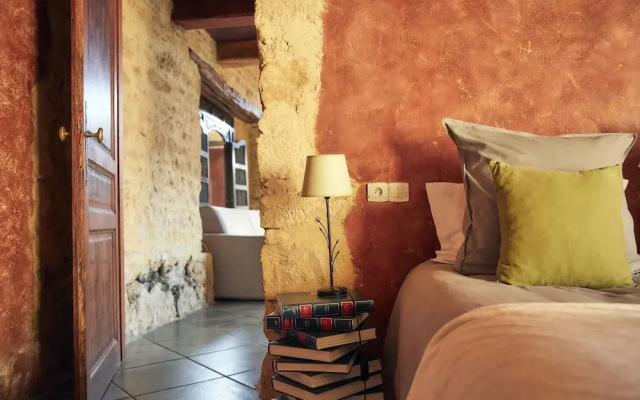 La Maison Bleue