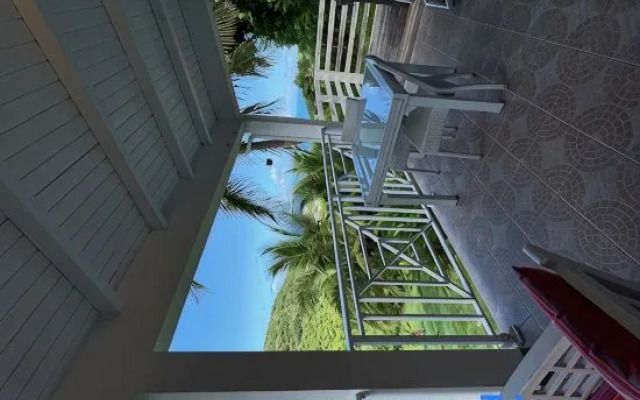 Habitation Pineau - Bungalow Azur with Private Jacuzzi