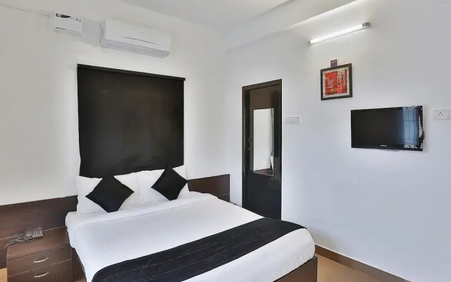 Cloud 7 Serviced Apartements by OYO Rooms