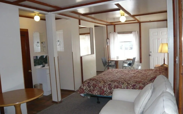 Stevens Pass Motel