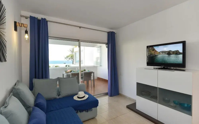 Belvilla by Oyo Apartment Aida 202
