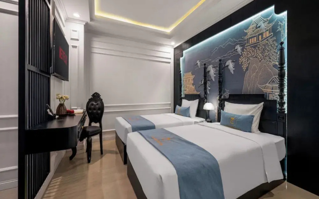 Elegant Hotel