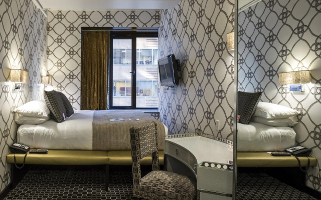 45 Times Square Hotel