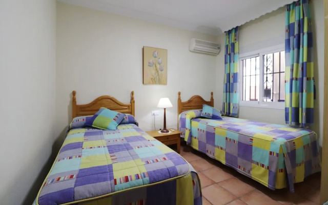 1107 Villa Salares