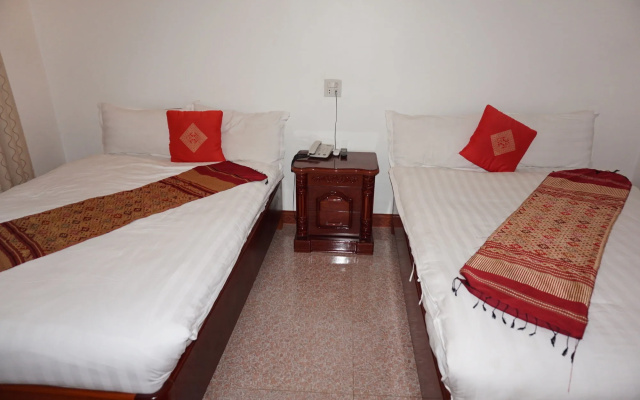 Mittaphap Hotel Luangprabang