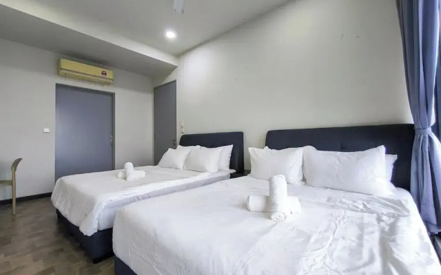 Expressionz Suites by Manhattan Group