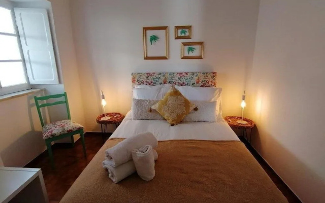 Carlos's Beach Hostel
