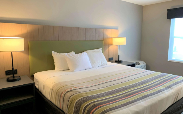 Country Inn & Suites by Radisson, Madison, WI