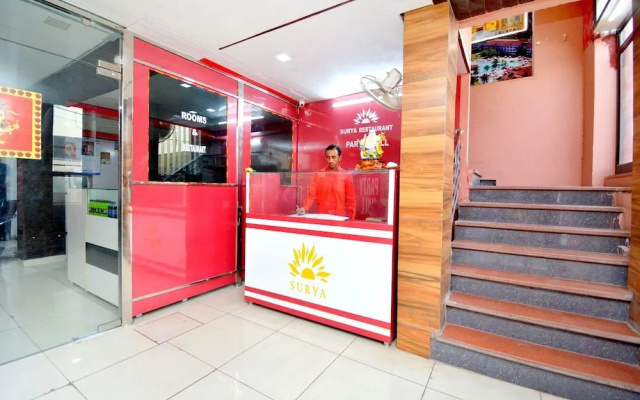 Oyo 42945 Surya Hotel