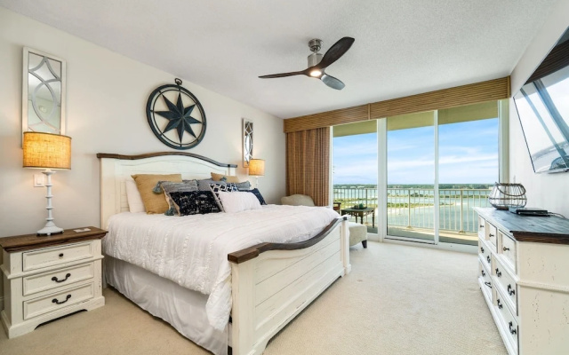 Crb1105 3 Bedroom Condo