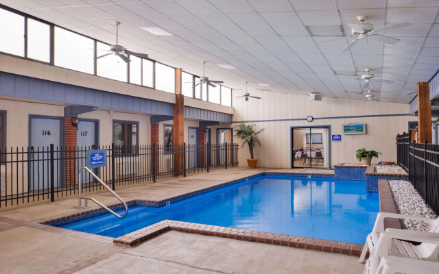 Americas Best Value Inn Ellsworth