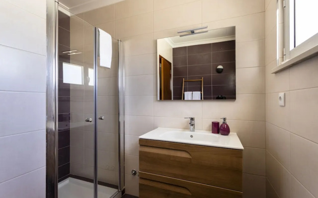 Ohana GuestHouse Ericeira