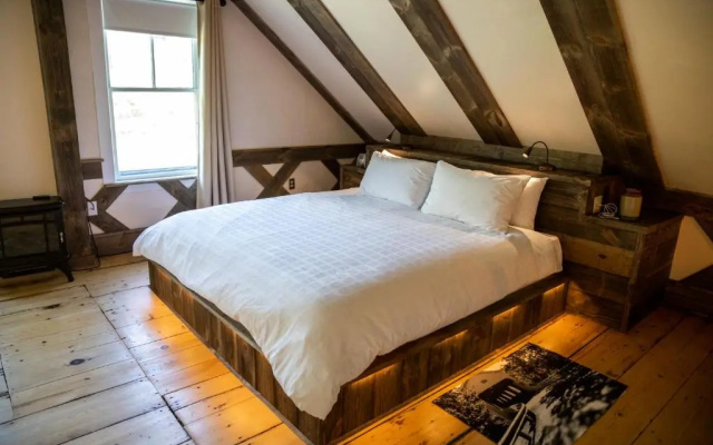 The Woodstocker B&B