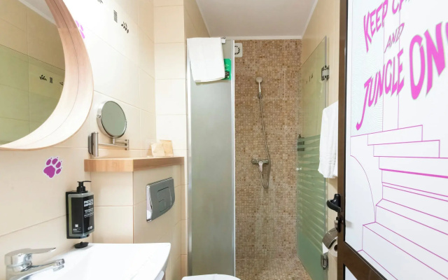 Ibis Styles Venus