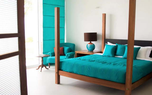 ParrotFish Bay