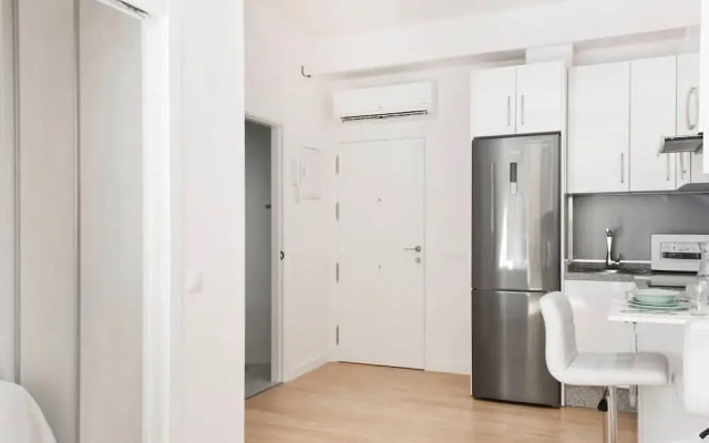 Malaga 101494 1 Bedroom Apartment by Mo Rentals