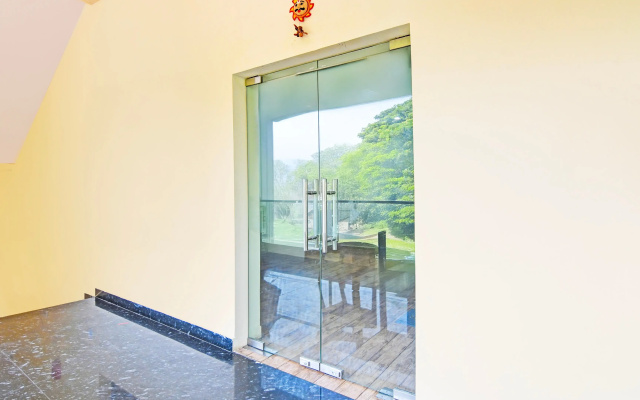 Super OYO Townhouse Dwarakanagar Near Gurudwara