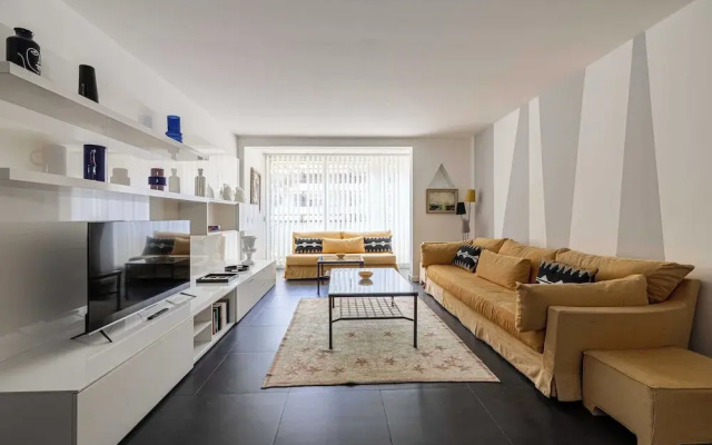 Splendid Flat in the Heart of Saint-tropez With Parking - 2br/4p