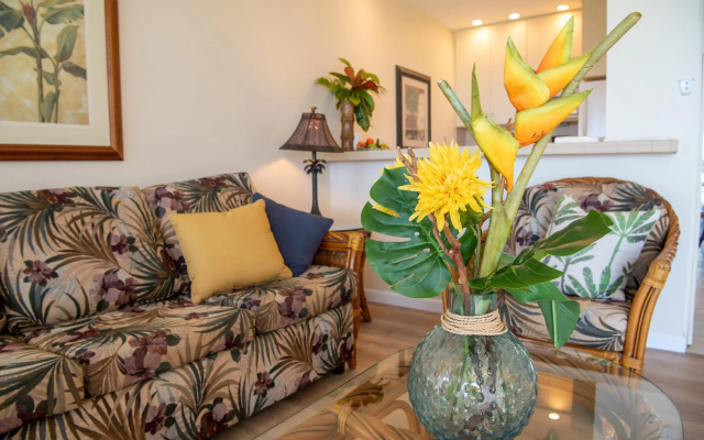 Kulakane 105 in Lahaina