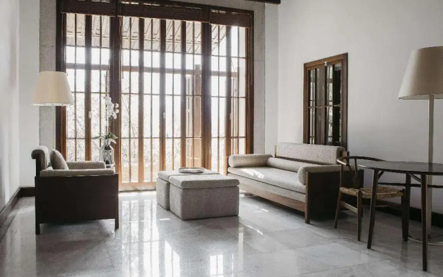 Amanruya Resorts