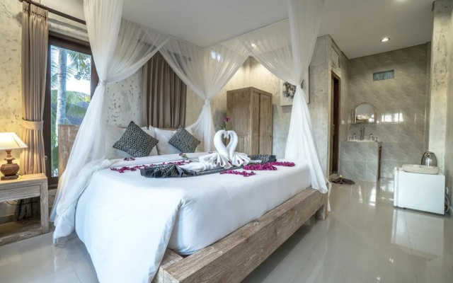 Adi Bisma Inn