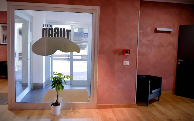 hotel Turan