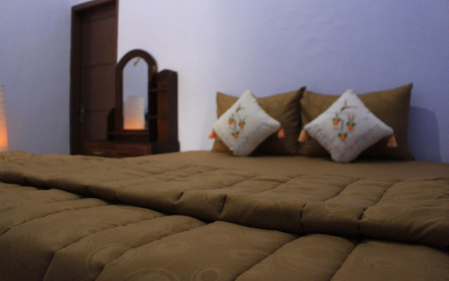 Kampoeng Pakis Inn